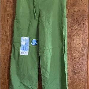 SB Scrub Pants